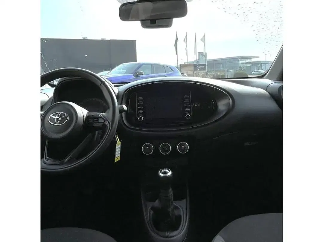 Toyota Aygo X - Thumbnail 6