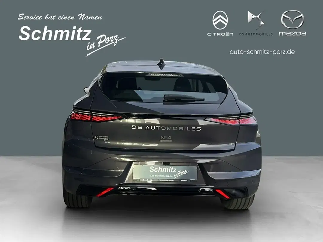 DS Automobiles N°4 - Thumbnail 4