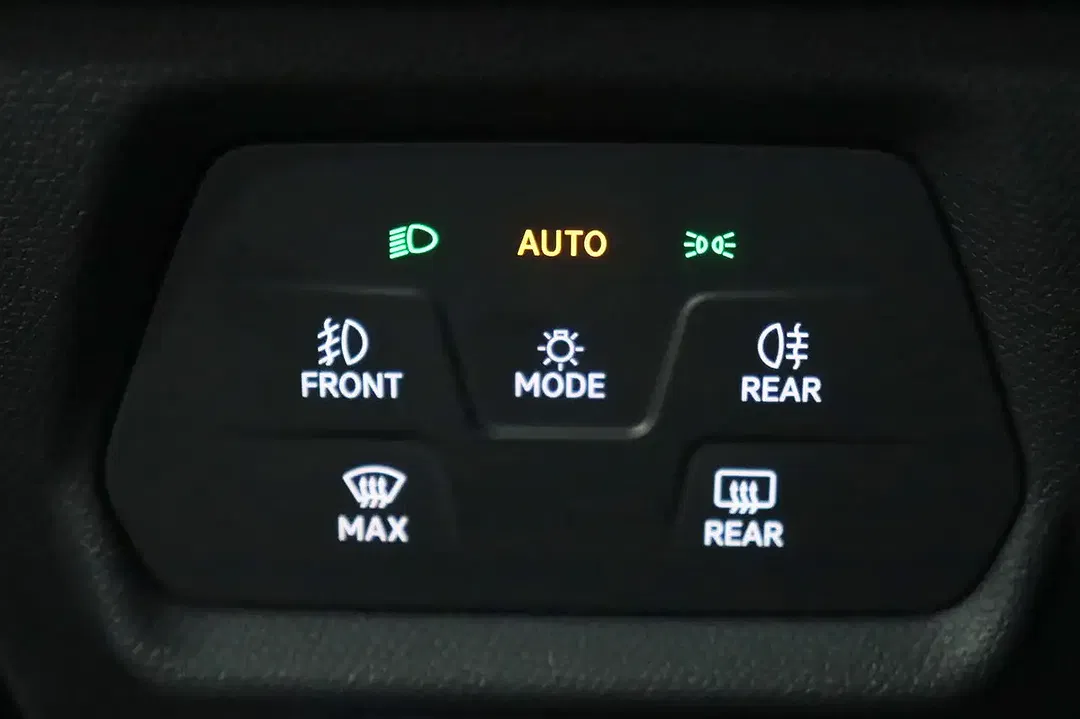 SEAT Leon 2.0 TDI Style - Thumbnail 8