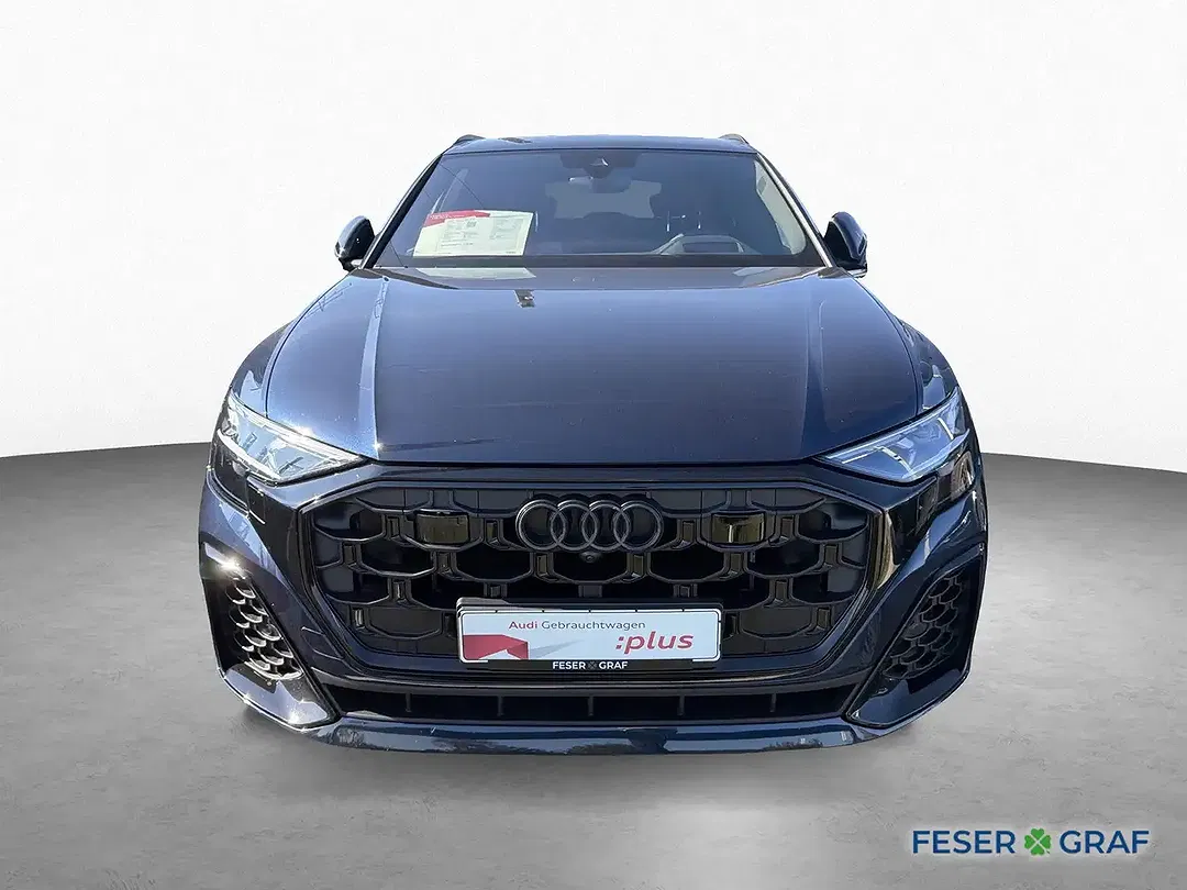 Audi Q8 TFSI e S line - foto 1