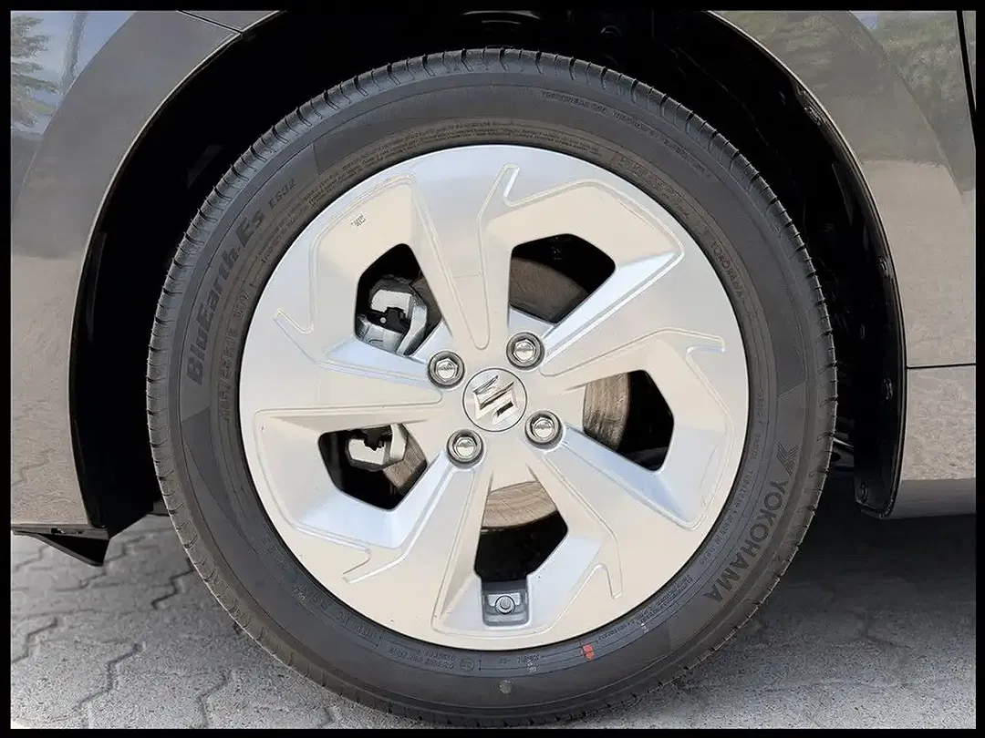 Suzuki Swift Hybrid Comfort - Thumbnail 10