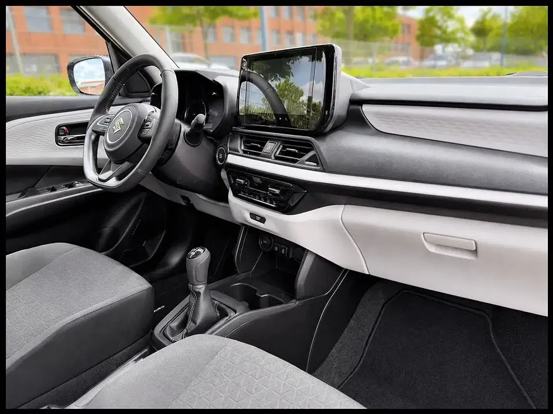 Suzuki Swift Hybrid Comfort - Thumbnail 17