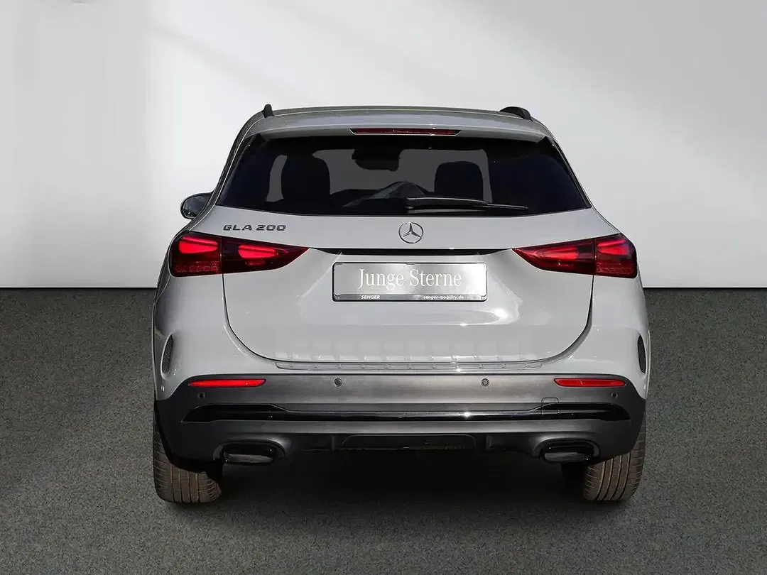 Mercedes-Benz GLA 200 AMG Edition Night - Thumbnail 4