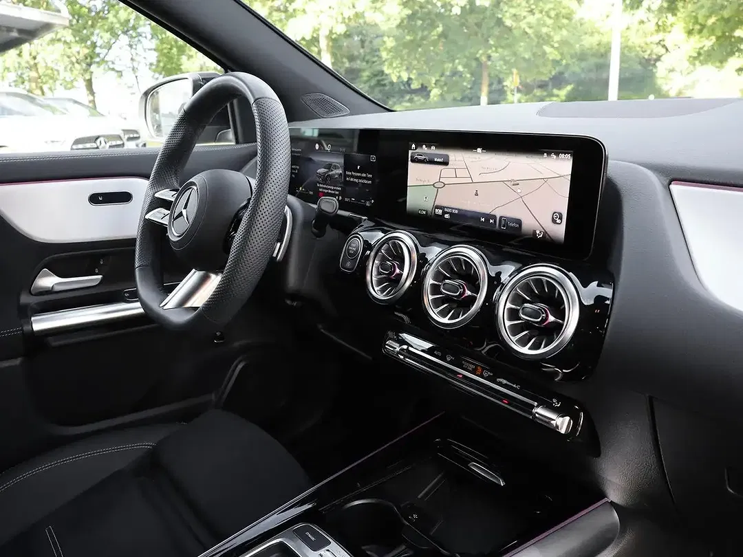 Mercedes-Benz GLA 200 AMG Edition Night - Thumbnail 6