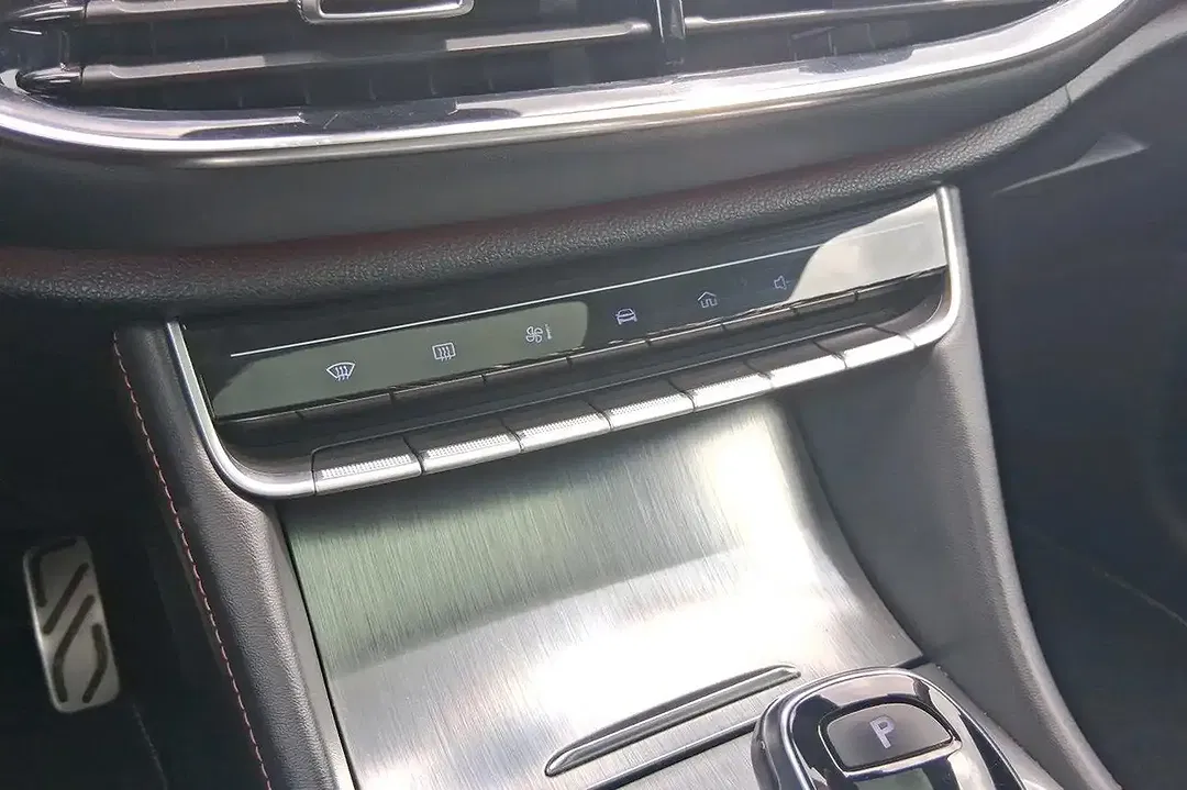 MG EHS PHEV Luxury - foto 14