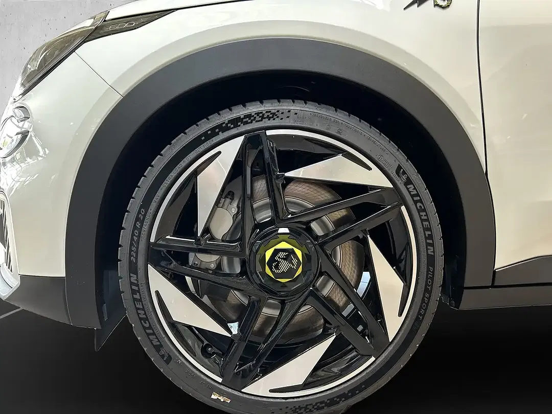 Abarth 600e Turismo - Thumbnail 9