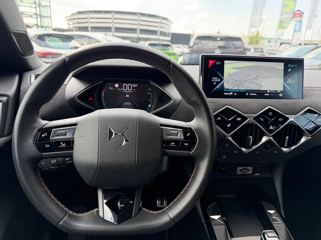 DS Automobiles DS 3 Crossback - Thumbnail 6
