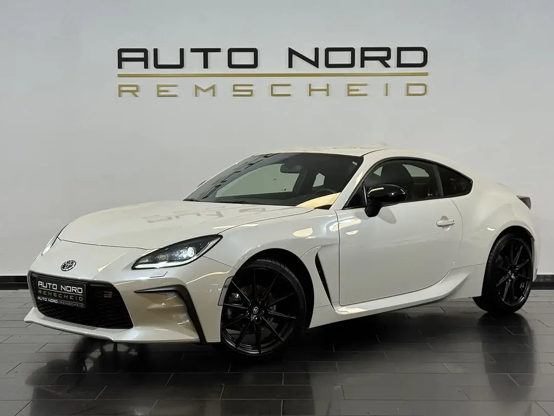 Toyota GR86 Premium - Afbeelding 1
