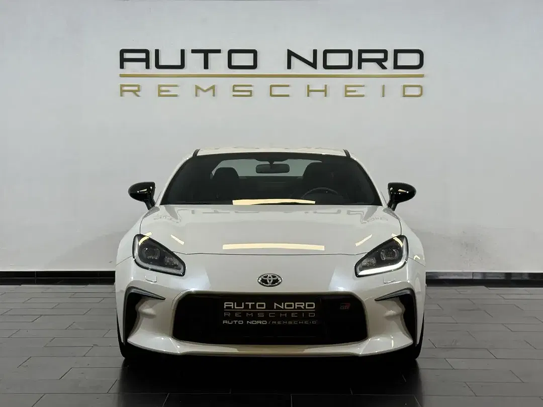 Toyota GR86 Premium - foto 2