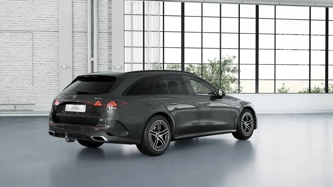 Mercedes-Benz E 200 4MATIC AMG Line - Thumbnail 2