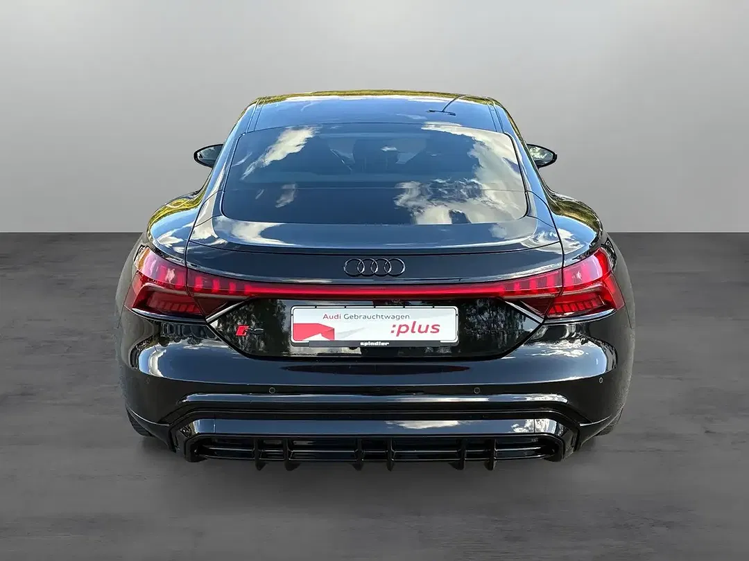 Audi RS e-tron GT quattro - Thumbnail 5