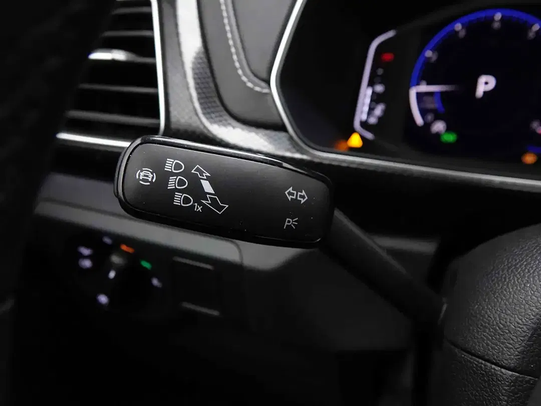 Volkswagen T-Cross 1.0 TSI DSG R-Line IQ.Drive - Thumbnail 14