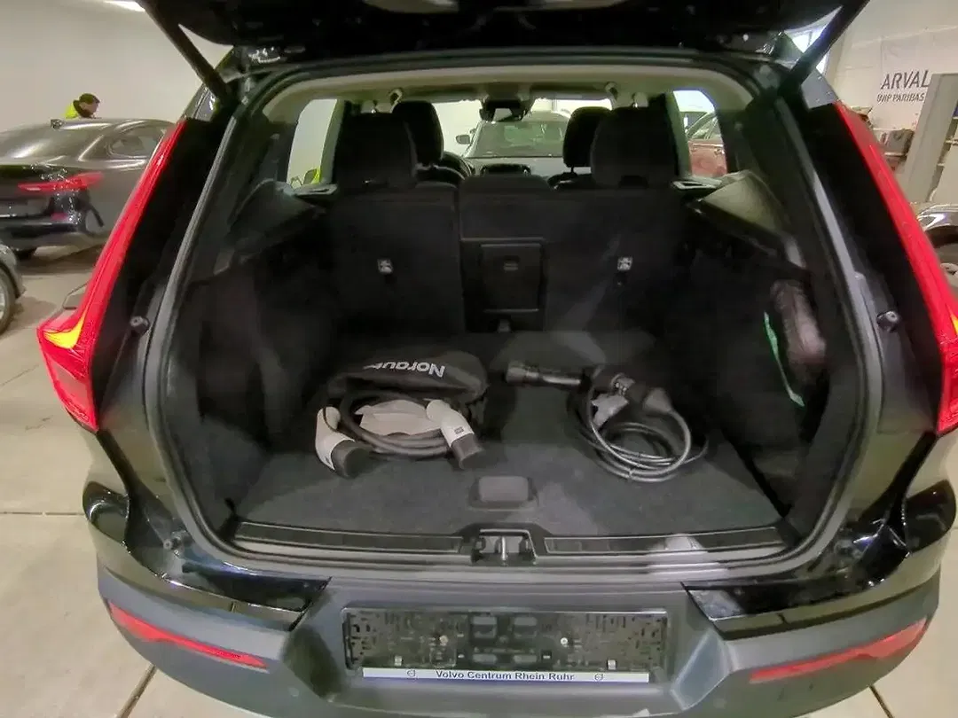 Volvo XC40 T4 PHEV Inscription - Thumbnail 12