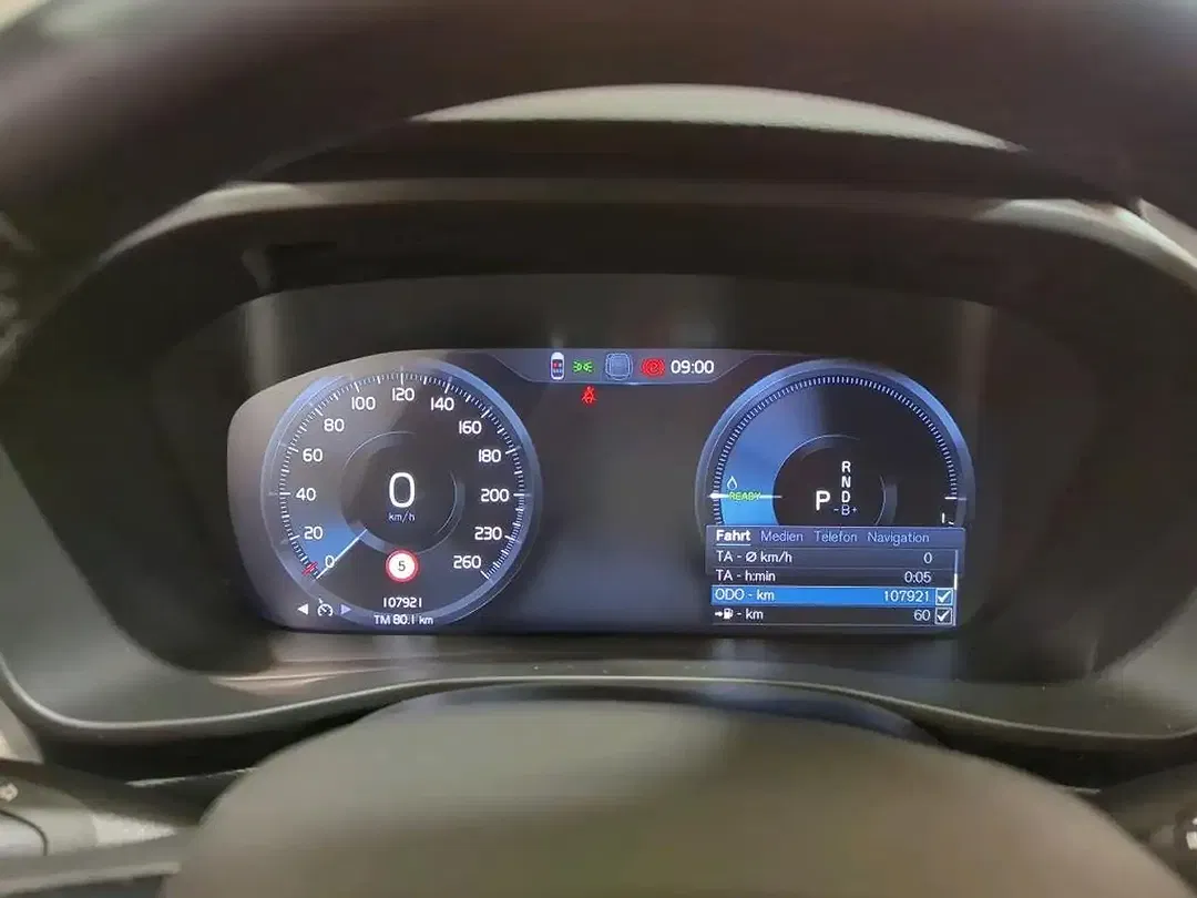 Volvo XC40 T4 PHEV Inscription - Thumbnail 9