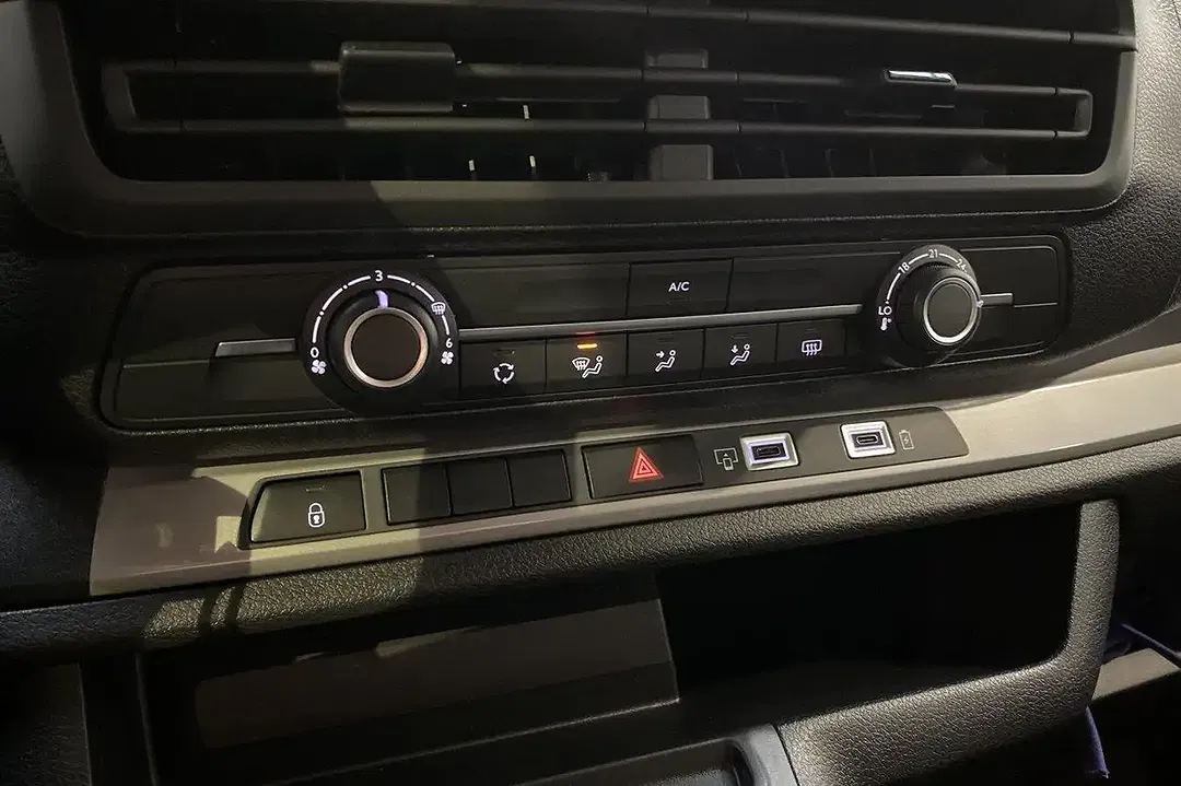 Peugeot Expert - foto 14