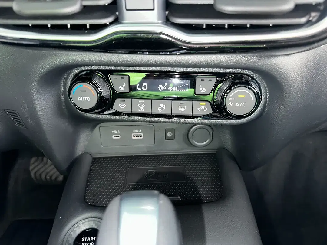 Nissan Juke 1.6 Hybrid AUT Tekna - Thumbnail 12