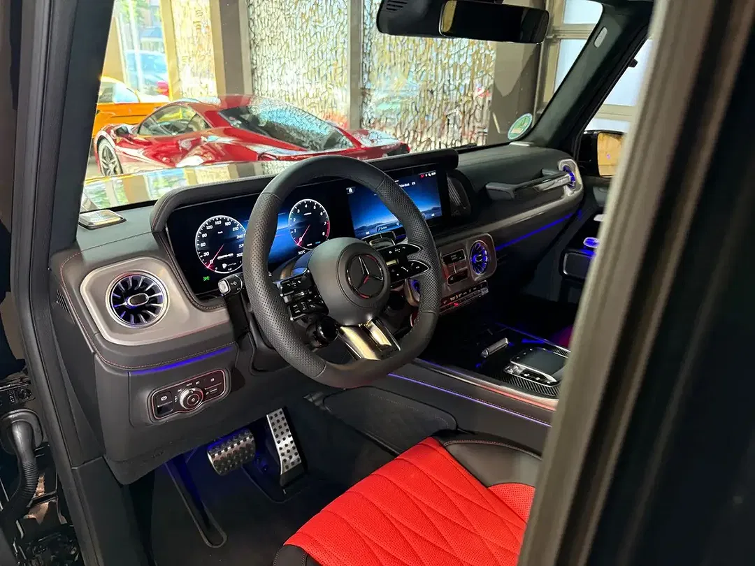 Mercedes-Benz G 63 AMG - foto 15