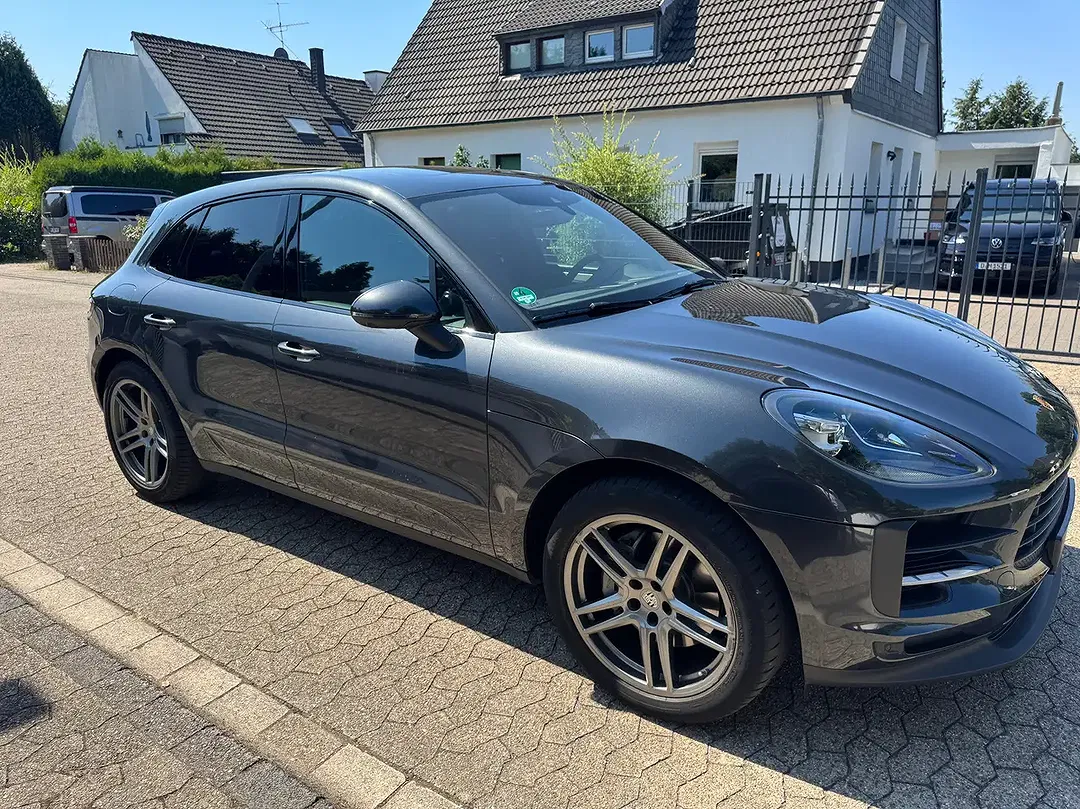 Porsche Macan S - Thumbnail 3
