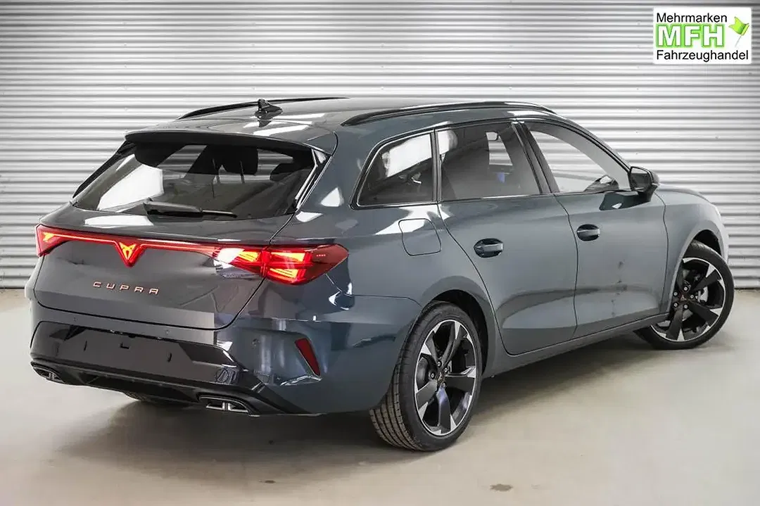 CUPRA Leon 2.0 TSI DSG 4x4 Sportstourer - Thumbnail 3
