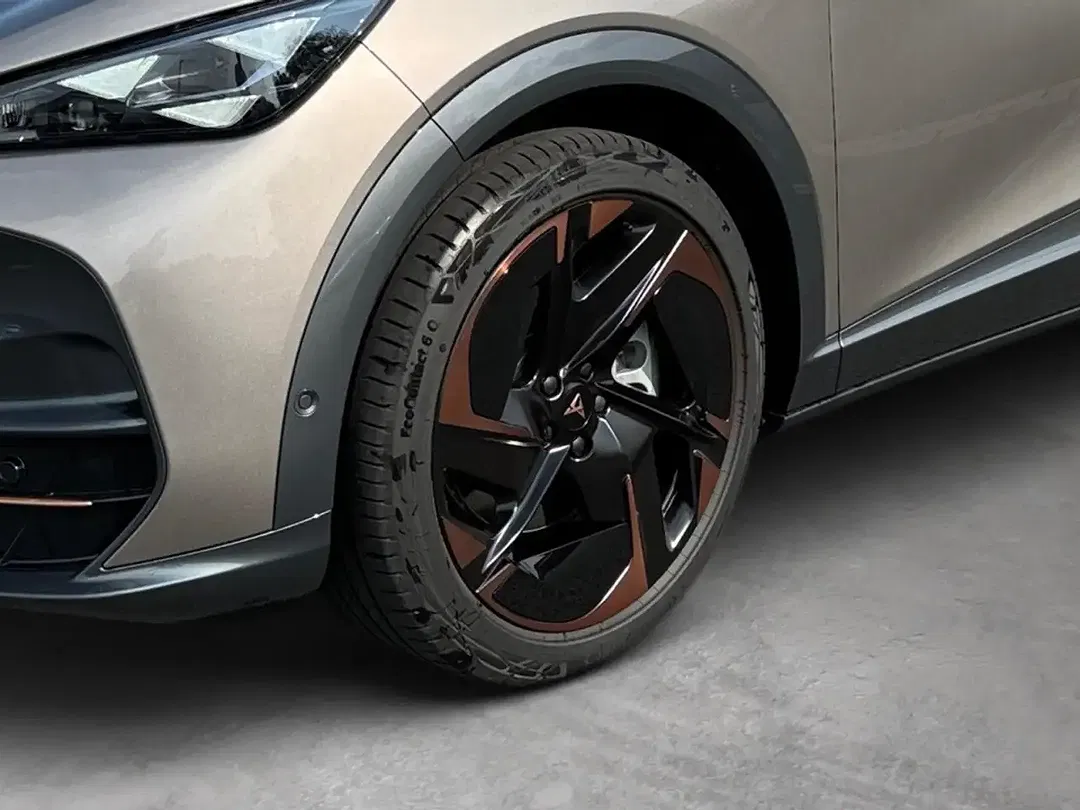 CUPRA Tavascan 4Drive VZ Matrix LED - Thumbnail 8