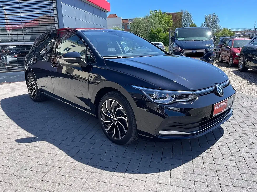 Volkswagen Golf eTSI Active - Thumbnail 3
