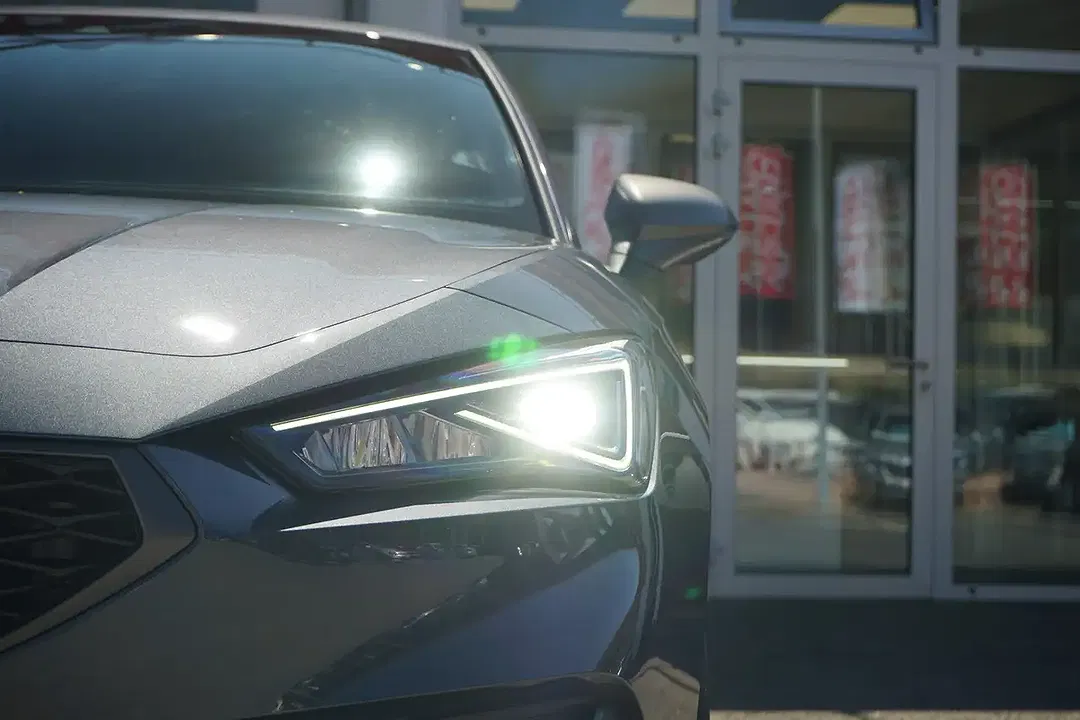 SEAT Leon 1.4 PHEV FR - Thumbnail 4
