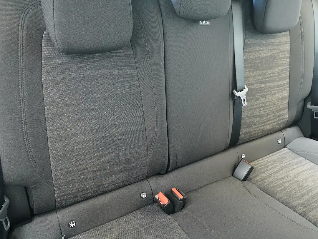 Jeep Avenger 1.2 T-GDI Longitude - foto 15