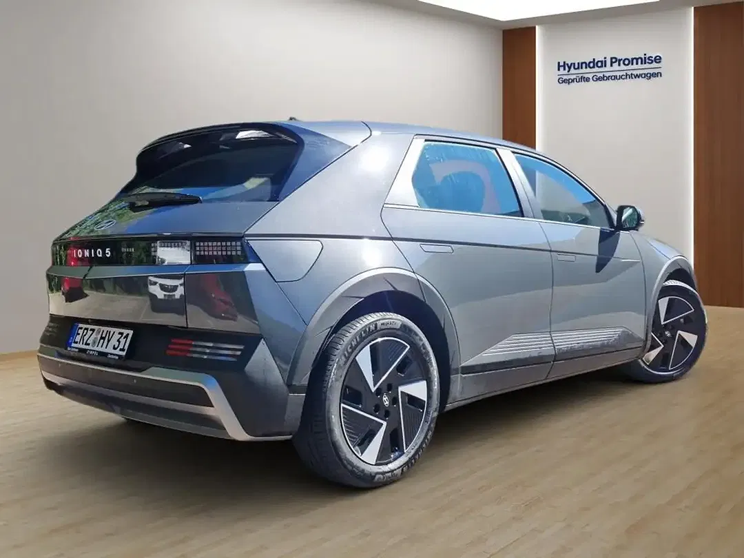 Hyundai IONIQ 5 EV DYNAMIQ - Thumbnail 3