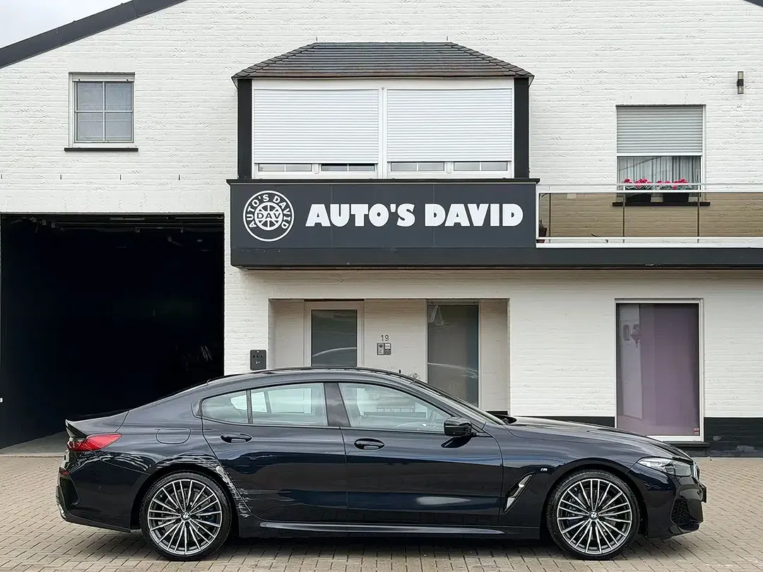 BMW 840 Gran Coupe - Thumbnail 3