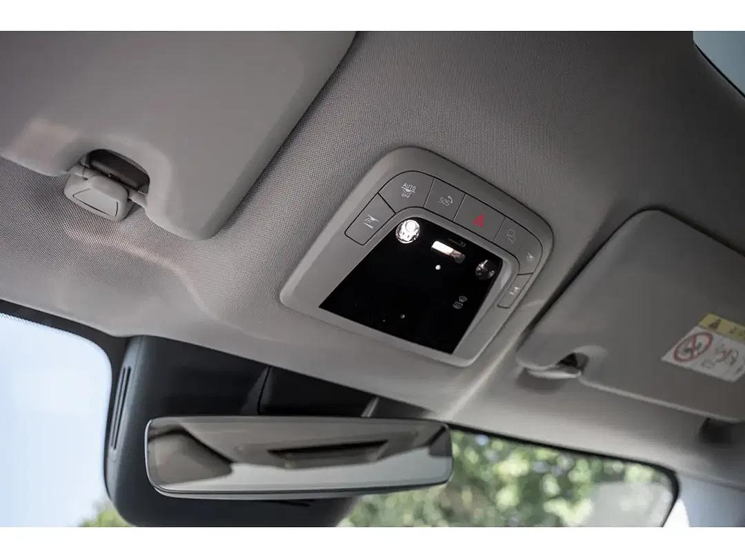 Volvo ES90 Single Motor Extended Range Plus - Thumbnail 19