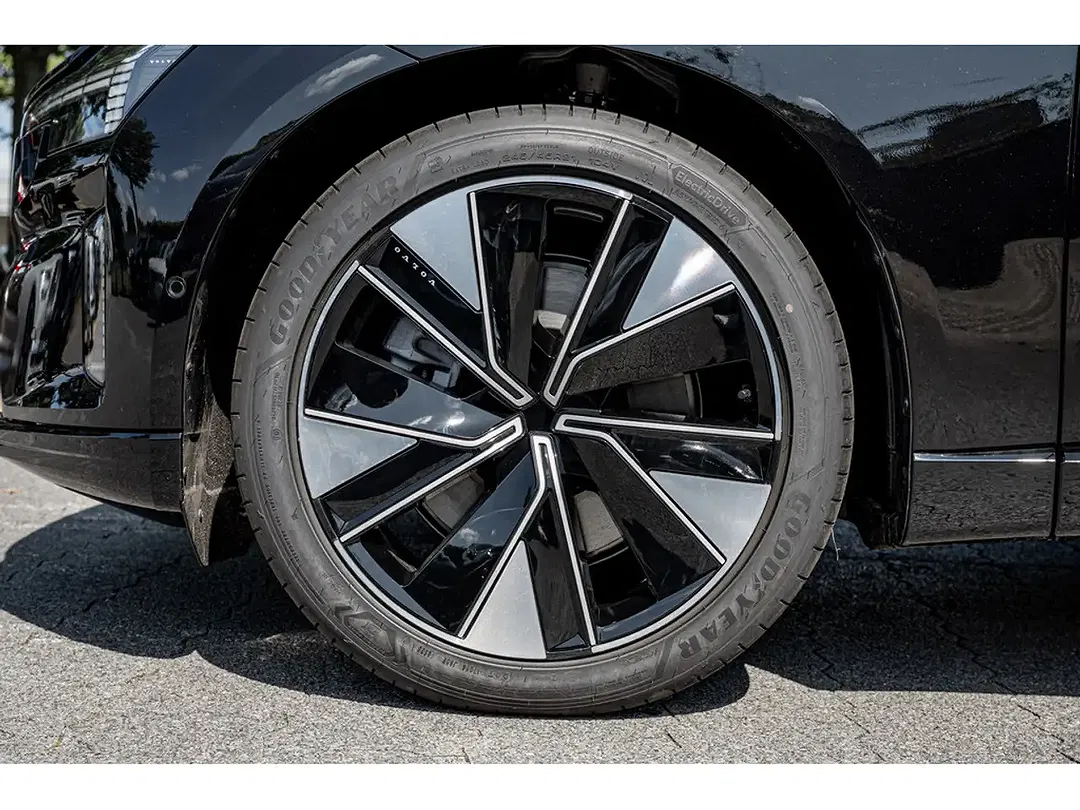 Volvo ES90 Single Motor Extended Range Plus - Thumbnail 5