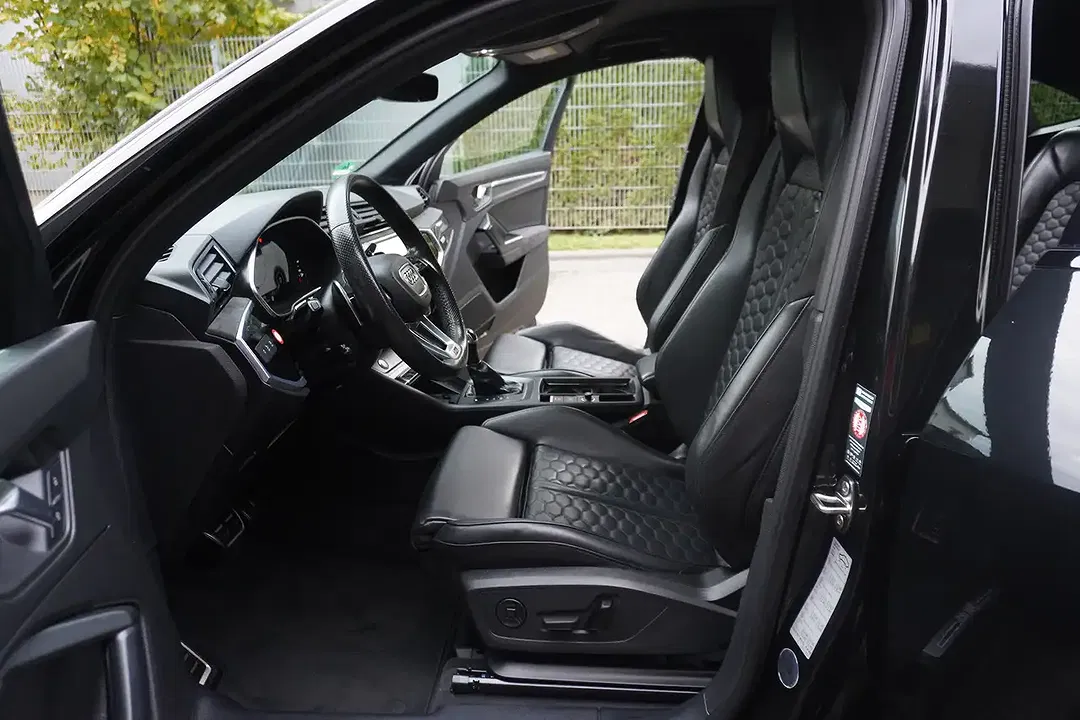 Audi RS Q3 2.5 TFSI quattro Sportback - Thumbnail 13