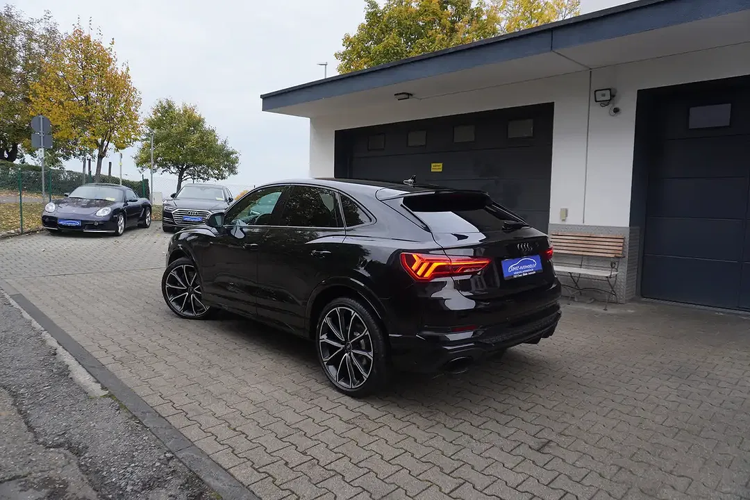 Audi RS Q3 2.5 TFSI quattro Sportback - Thumbnail 8