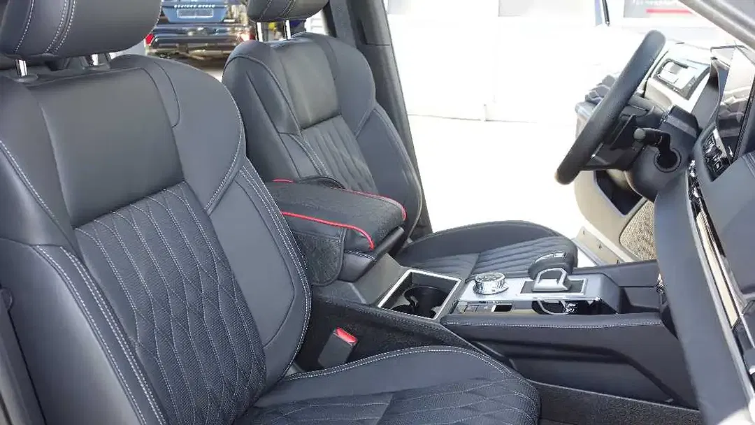 Mitsubishi Outlander 2.4 PHEV - Thumbnail 11