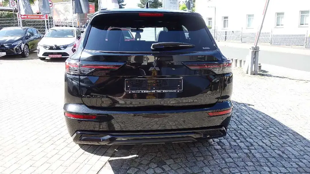 Mitsubishi Outlander 2.4 PHEV - Thumbnail 7