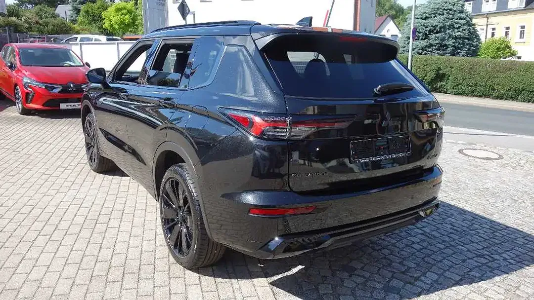 Mitsubishi Outlander 2.4 PHEV - Thumbnail 8