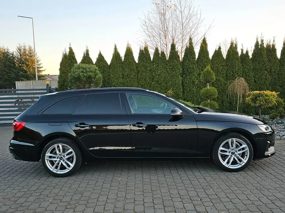 Audi A4 35 TFSI Avant Base - Thumbnail 11