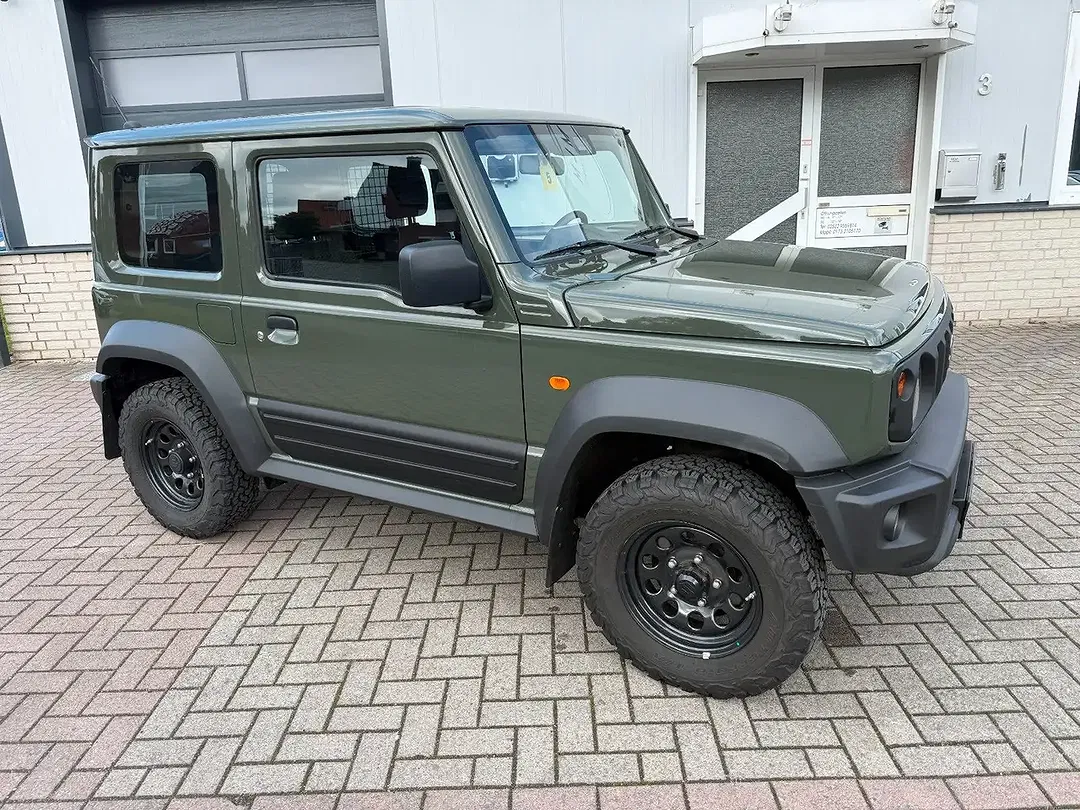 Suzuki Jimny Comfort - Thumbnail 4