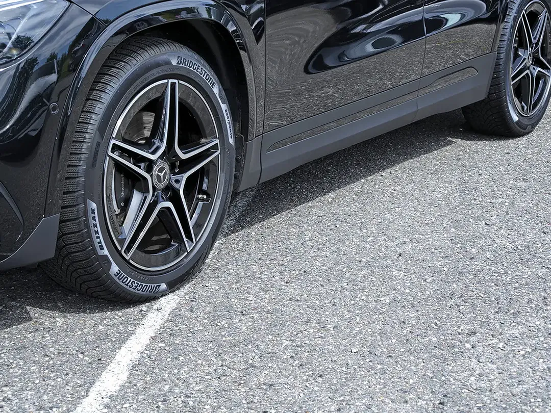 Mercedes-Benz GLA 200 AMG MBUX Night - Thumbnail 7