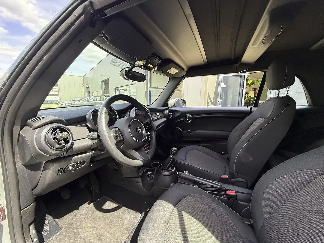 MINI One Cabrio Essential Trim - Thumbnail 11