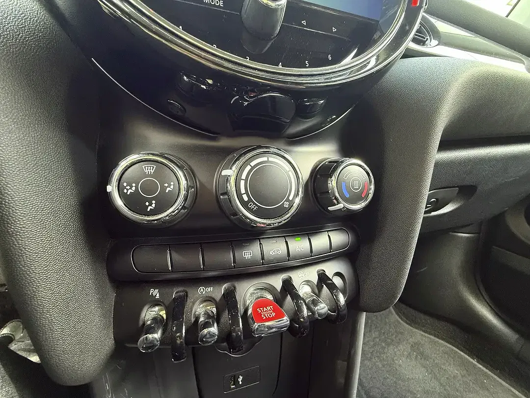 MINI One Cabrio Essential Trim - Thumbnail 14