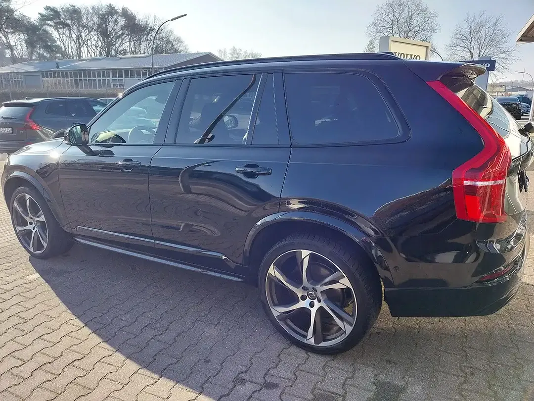 Volvo XC90 B5 AWD Ultimate Dark - Thumbnail 5