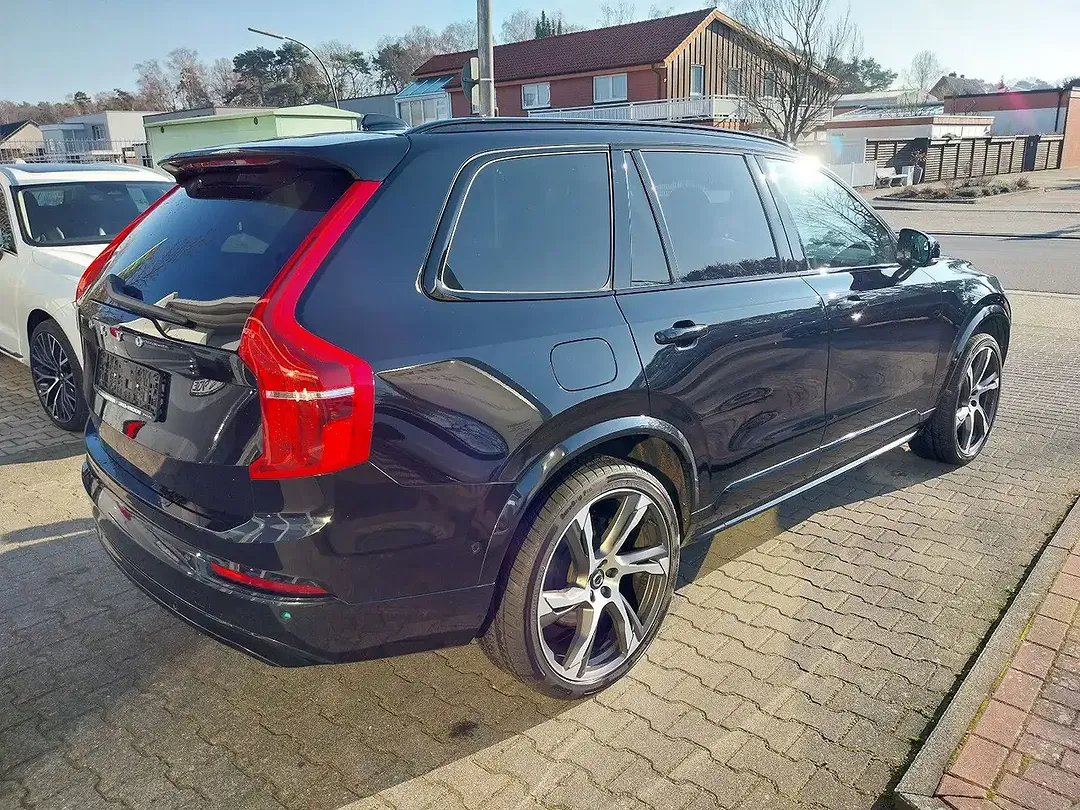 Volvo XC90 B5 AWD Ultimate Dark - Thumbnail 7