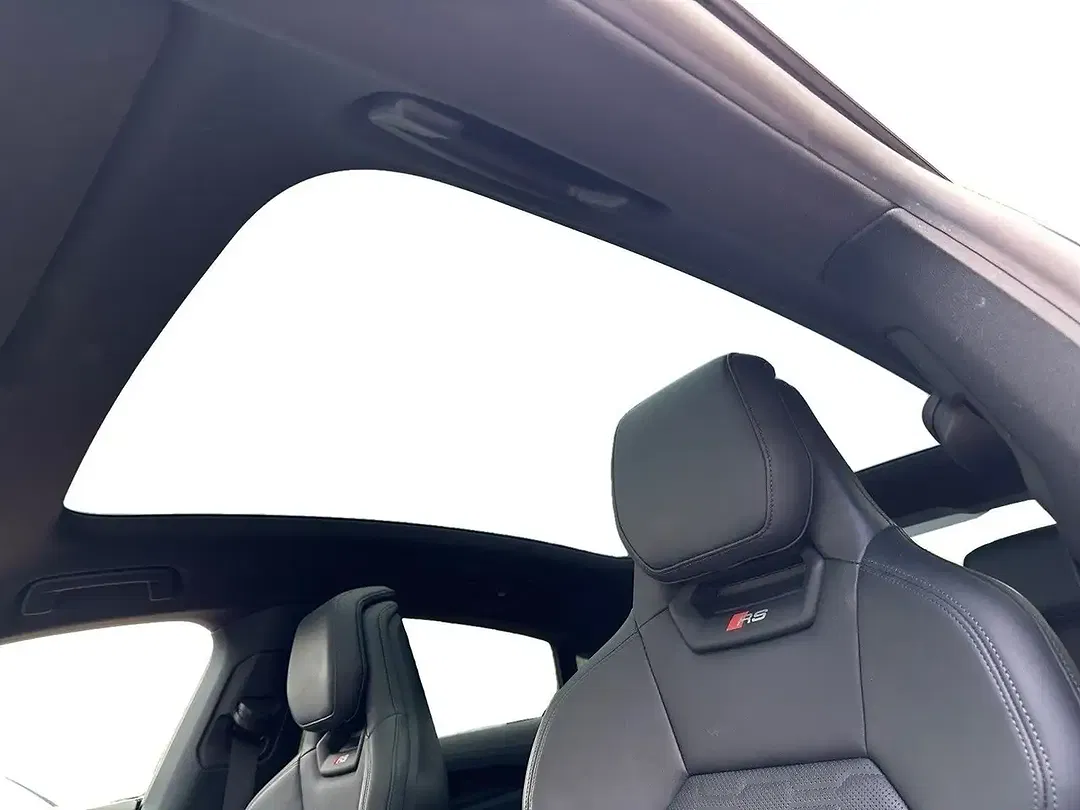 Audi RS e-tron GT Matrix LED - Thumbnail 13