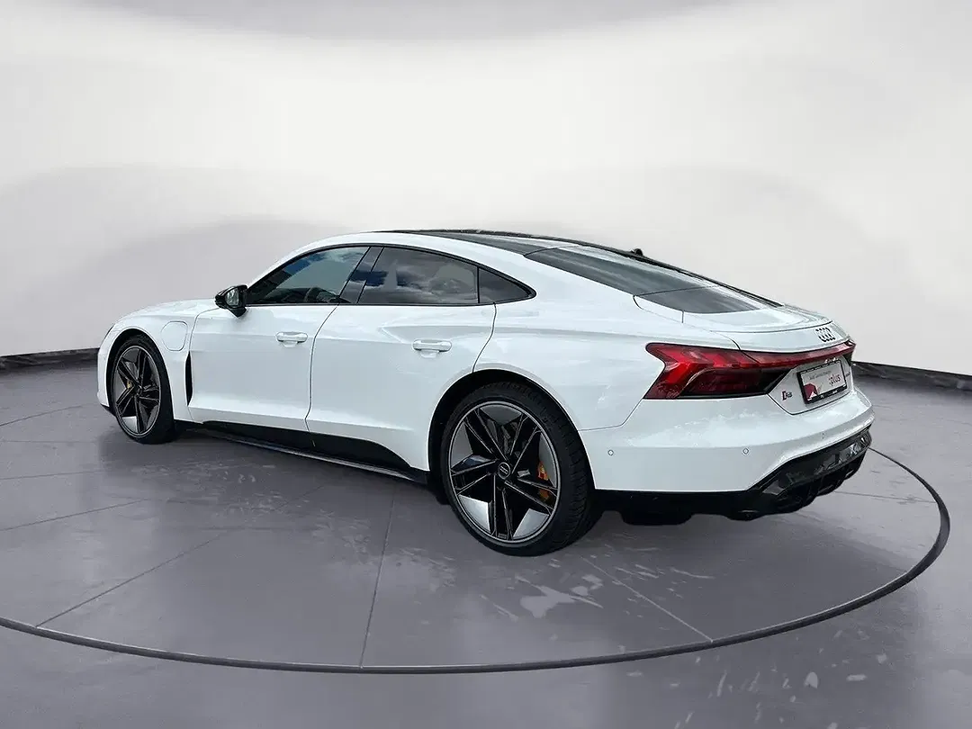 Audi RS e-tron GT Matrix LED - Thumbnail 3