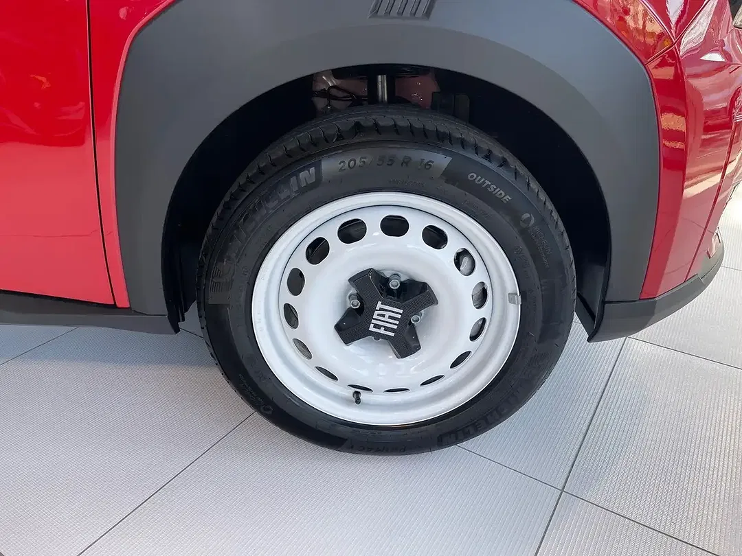 Fiat Grande Panda - Thumbnail 12