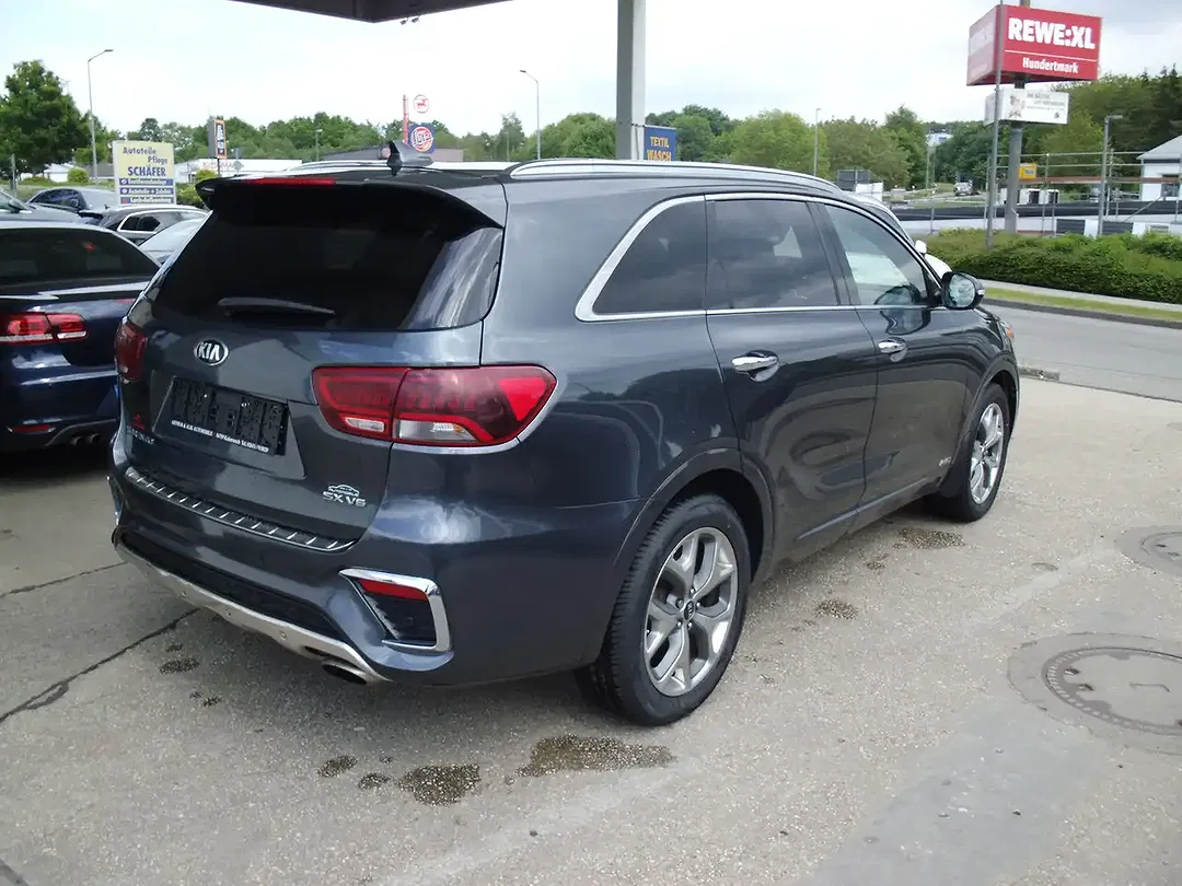 Kia Sorento 3.3 V6 AMT 4WD - Thumbnail 4