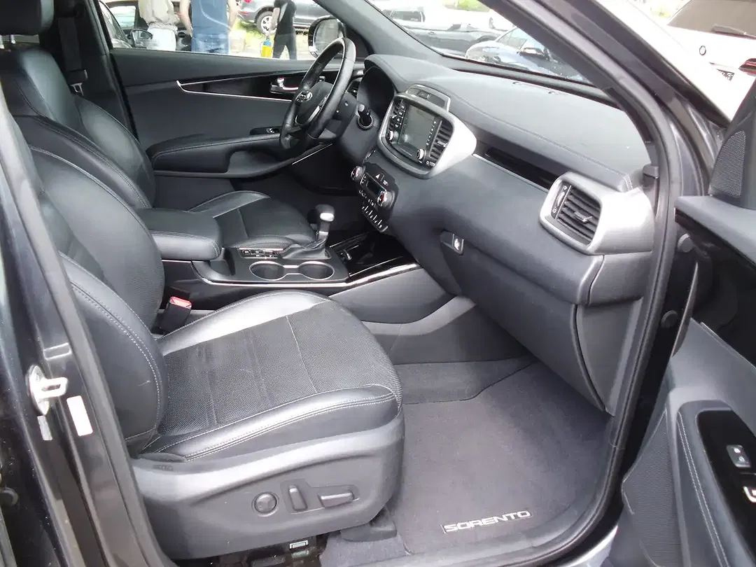 Kia Sorento 3.3 V6 AMT 4WD - Thumbnail 7