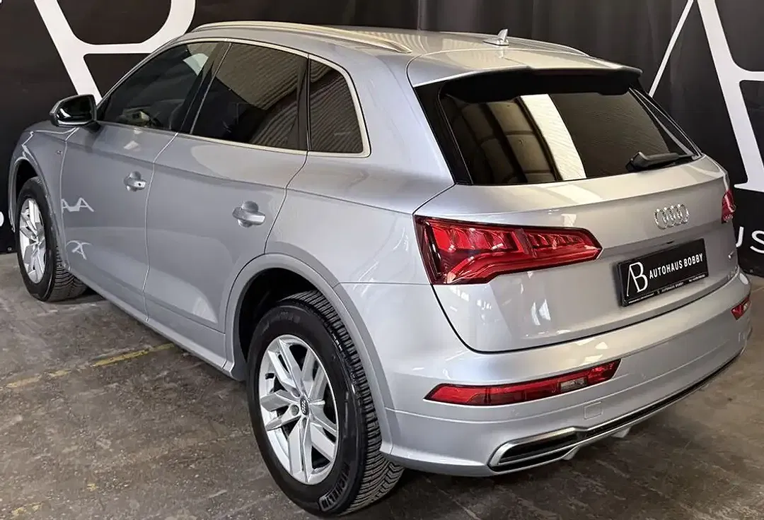 Audi Q5 40 TDI quattro sport - Thumbnail 8