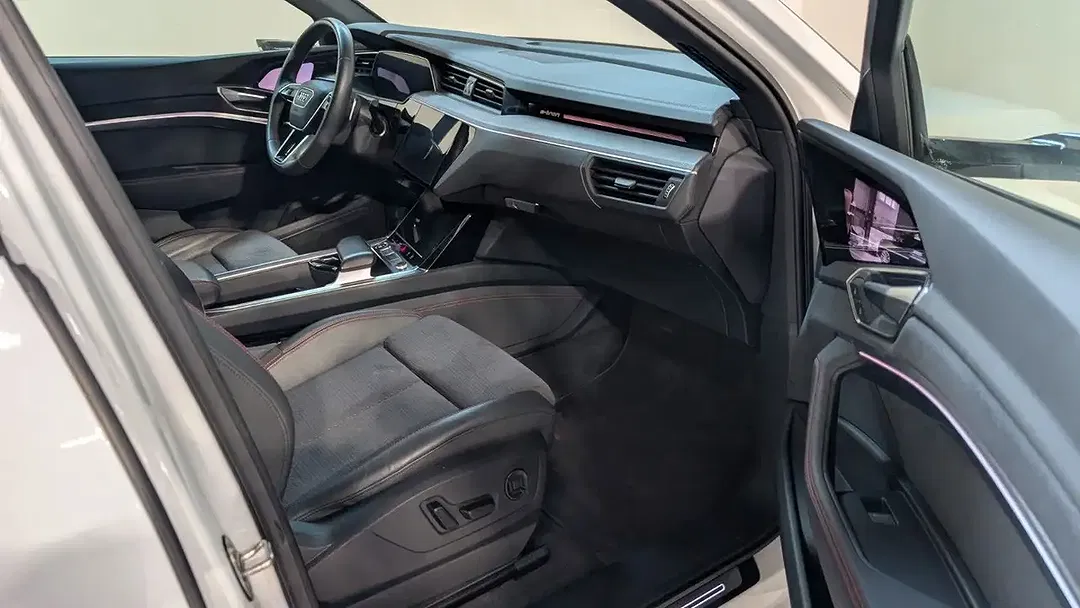 Audi Q8 e-tron 55 Sportback S line - Thumbnail 15